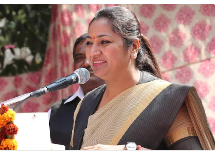 Rekha-Gupta.png